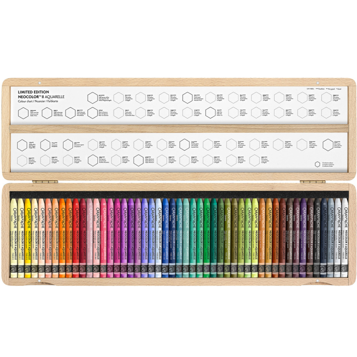 Neocolor II Aquarelle 50 years Wooden Box 50-sett i gruppen Kunstnermateriell / Kunstnerfarge / Pastell / Vokspasteller hos Pen Store (135633)