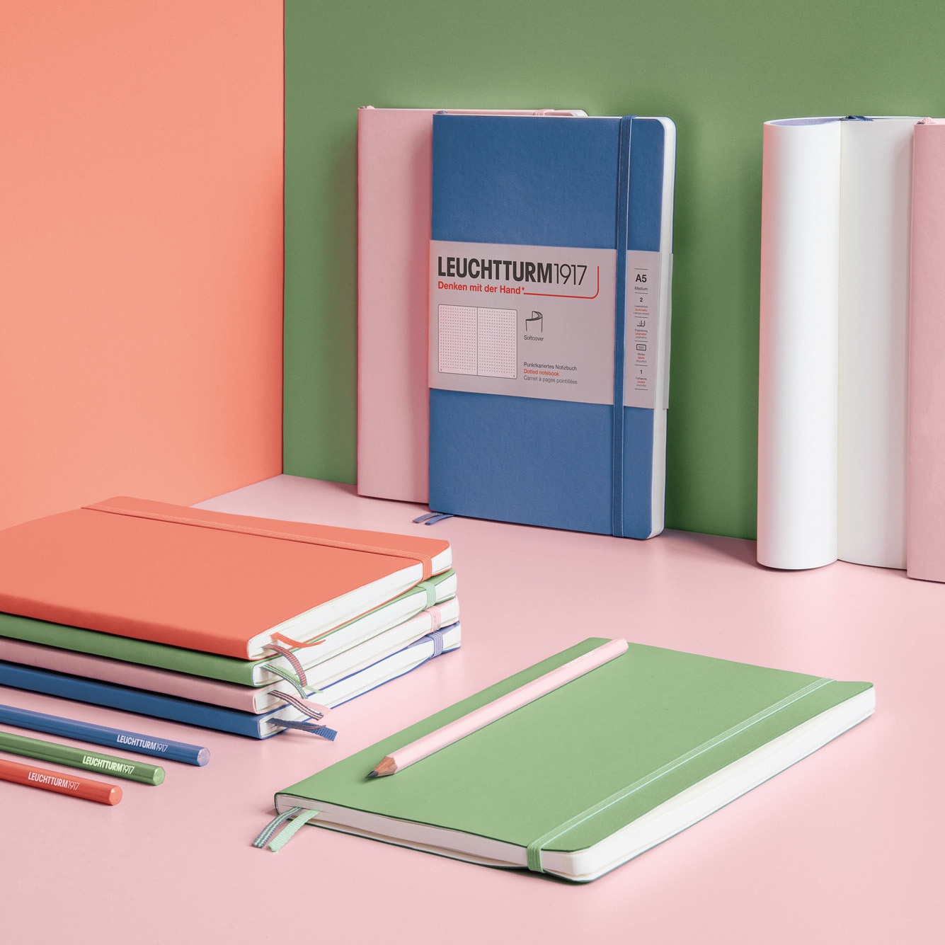 Notebook A5 Softcover Powder i gruppen  Papir & Blokk / Skrive og ta notater / Notisbøker hos Voorcrea (100809_r)