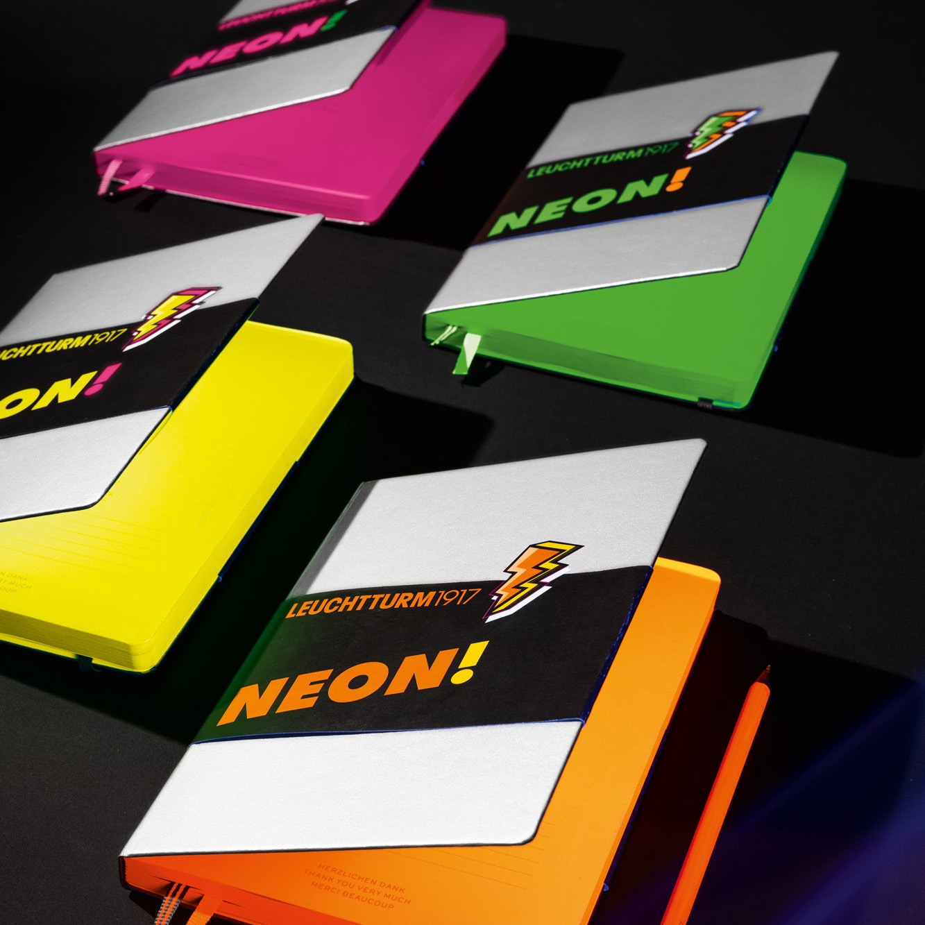 Special Edition A5 Medium Neon Orange i gruppen  Papir & Blokk / Skrive og ta notater / Notisbøker hos Pen Store (100816)