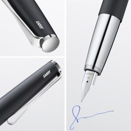 Studio Black Fyllepenn i gruppen Penner / Fine Writing / Fyllepenner hos Pen Store (101925_r)
