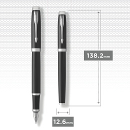 IM Black/Chrome Fyllepenn i gruppen Penner / Fine Writing / Fyllepenner hos Pen Store (104667_r)