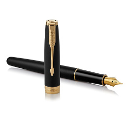 Sonnet Black/Gold Fyllepenn Medium i gruppen Penner / Fine Writing / Fyllepenner hos Pen Store (104695)