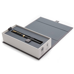 Sonnet Black/Gold Fyllepenn Medium i gruppen Penner / Fine Writing / Fyllepenner hos Pen Store (104695)
