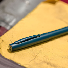 Cap-O-Matic Elite Navy Cerakote i gruppen Penner / Fine Writing / Kulepenner hos Pen Store (129926)