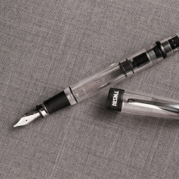Diamond 580ALR Fyllepenn Black i gruppen Penner / Fine Writing / Fyllepenner hos Pen Store (132421_r)