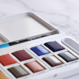 Akvarellfarge Travel set 12 ½ - koppar i gruppen Kunstnermateriell / Kunstnerfarge / Akvarellmaling / Akvarellmaling i kopp hos Pen Store (132936)