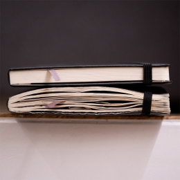 12M Weekly Notebook Hardcover 2025 Pocket Black i gruppen  Papir & Blokk / Kalendere / 12 md kalendere hos Pen Store (133800)