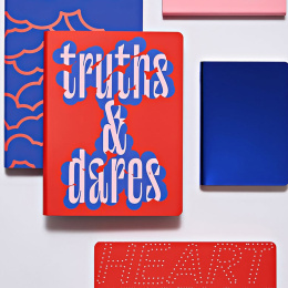 Notebook Graphic L - Truths & Dares i gruppen  Papir & Blokk / Skrive og ta notater / Notatbøker hos Pen Store (134342)