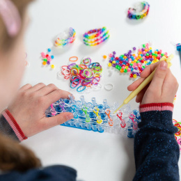 Loom bands XXL-sett + oppbevaringsboks i gruppen Kids / Kul og læring / Smykker og perler / DIY-sett hos Pen Store (134890)