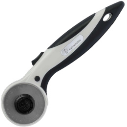 Ergonomisk rulleskjærer 45 mm i gruppen Hobby & Kreativitet / Hobbytilbehør / Kutteverktøy hos Pen Store (135559)