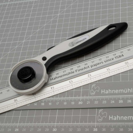 Ergonomisk rulleskjærer 45 mm i gruppen Hobby & Kreativitet / Hobbytilbehør / Kutteverktøy hos Pen Store (135559)