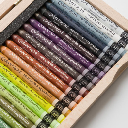 Neocolor II Aquarelle 50 years Wooden Box 50-sett i gruppen Kunstnermateriell / Kunstnerfarge / Pastell / Vokspasteller hos Pen Store (135633)