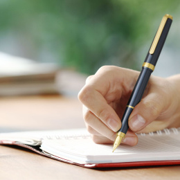 BISO Fyllepenn Flame Red i gruppen Penner / Fine Writing / Fyllepenner hos Pen Store (136079_r)