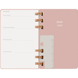 Kalender 12M Spiral Planner 2026 Large Almond i gruppen  Papir & Blokk / Kalendere / 12 md kalendere hos Pen Store (136105)