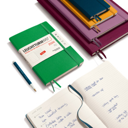 Kalender Weekly Planner & Notebook 2026 A5 Soft Cover Dusty Rose i gruppen  Papir & Blokk / Kalendere / 12 md kalendere hos Pen Store (136240) Kalender Weekly Planner & Notebook 2026 A5 Soft Cover Dusty Rose i gruppen  Papir & Blokk / Kalendere / 12 md kalendere hos Pen Store (136240)