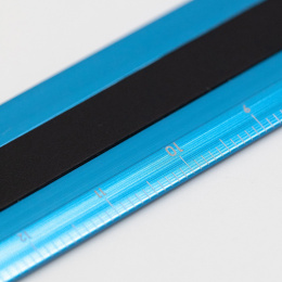 Lineal Aluminium/Lær 15 cm Turquoise/Black i gruppen Hobby & Kreativitet / Hobbytilbehør / Linjaler hos Pen Store (136446)