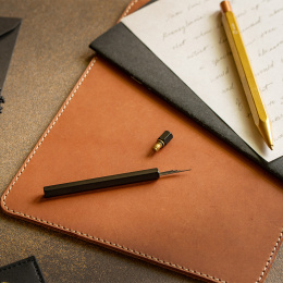 Classic Reflect Pencil lead box Black i gruppen Kunstnermateriell / Kunstnertilbehør / Oppbevaring hos Pen Store (137412)