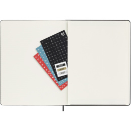 Kalender 12M Weekly Vertical PRO 2027 Hardcover XL Black  i gruppen  Papir & Blokk / Kalendere / 12 md kalendere hos Pen Store (137443)