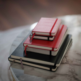 Kalender 12M Weekly Notebook 2027 Softcover Large Red  i gruppen  Papir & Blokk / Kalendere / 12 md kalendere hos Pen Store (137456)